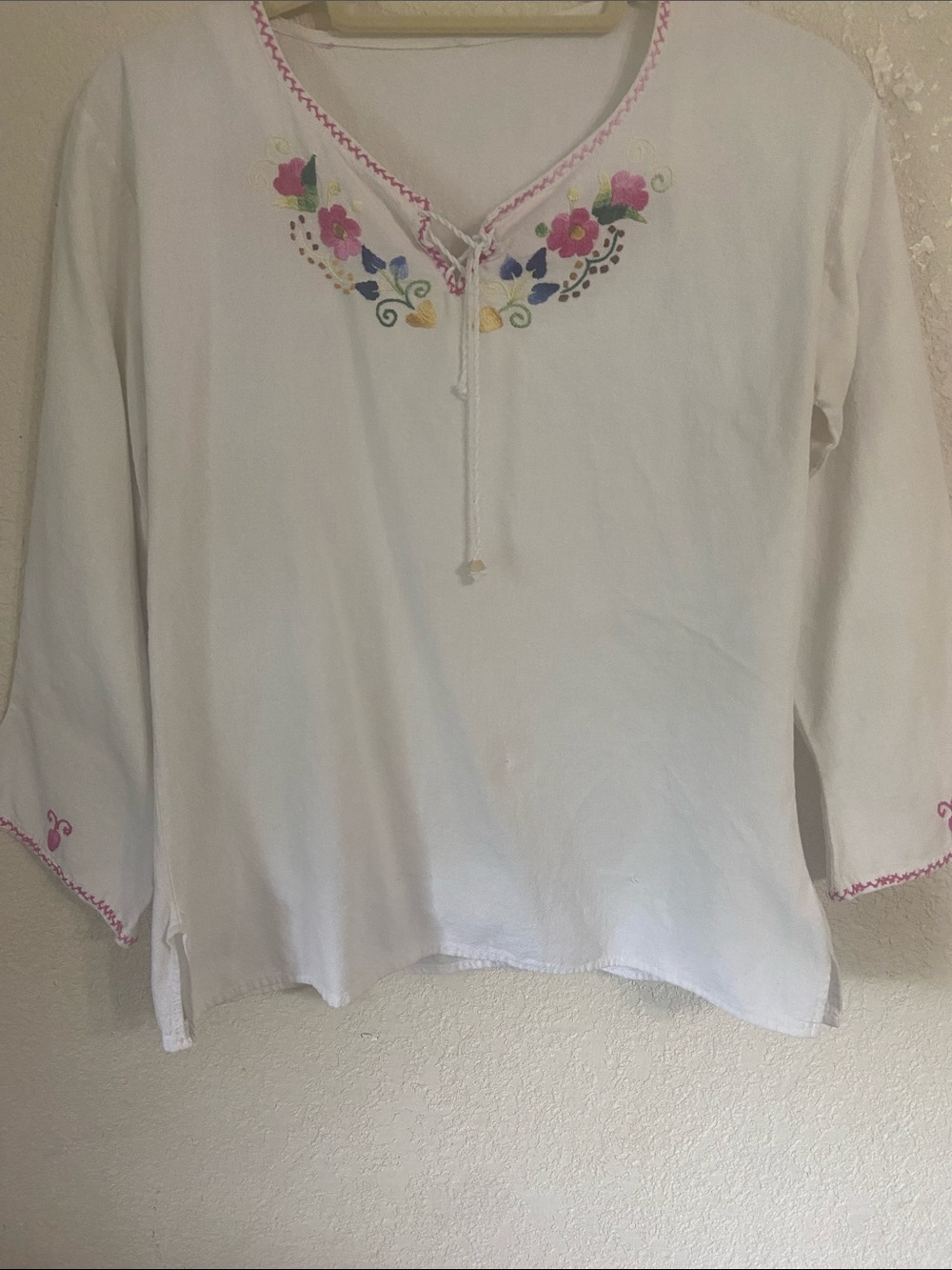 White Embroidered Floral Tie-Front Women’s Top
